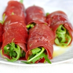 Involtini bresaola e robiola