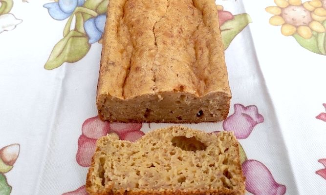 Banana bread senza glutine, senza burro e senza olio