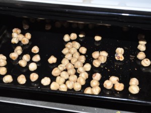 crema-patate-funghi-nocciole-tostatura
