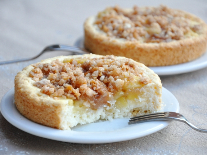 Crostatine senza glutine banana e crumble