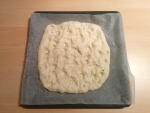 focaccia-morbida-senza-glutine-teglia