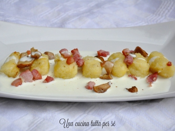 gnocchi-senza-glutine-porcini-pancetta-parmigiano