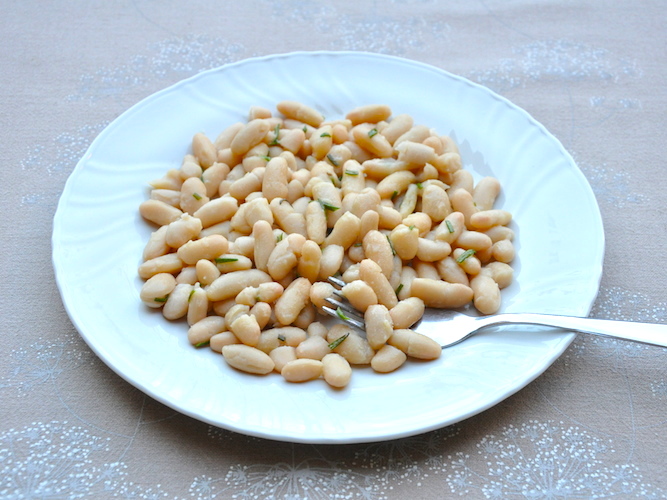 Insalata di cannellini tiepida