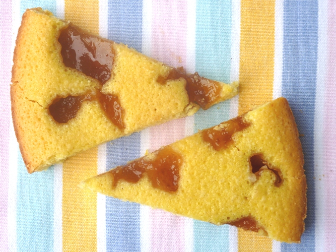 Torta morbida alla marmellata senza glutine