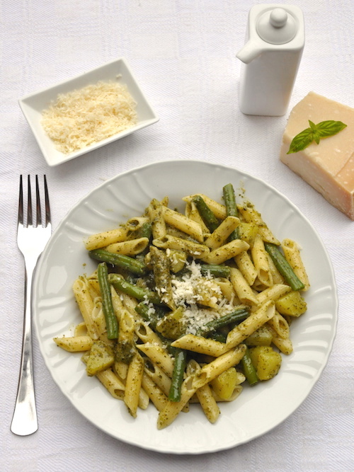 Pasta senza glutine al pesto, patate e fagiolini