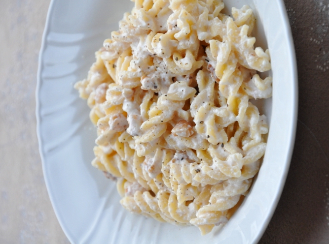 Pasta alla ricotta e noci