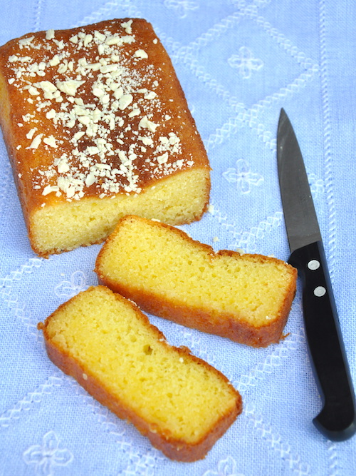 Plumcake al cioccolato bianco senza glutine