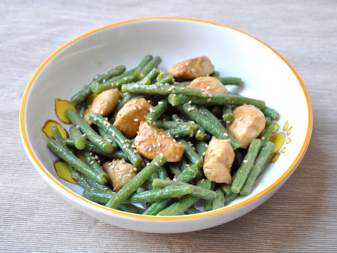 Pollo e fagiolini in salsa al limone