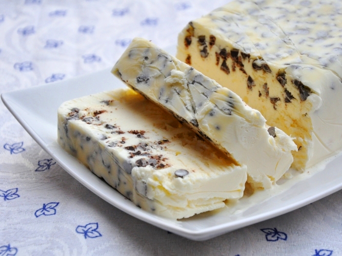 Semifreddo meringa e cioccolato