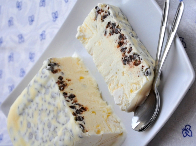 Semifreddo senza glutine meringa e cioccolato