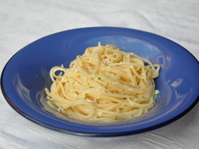 Spaghetti cacio, pepe e lime senza glutine