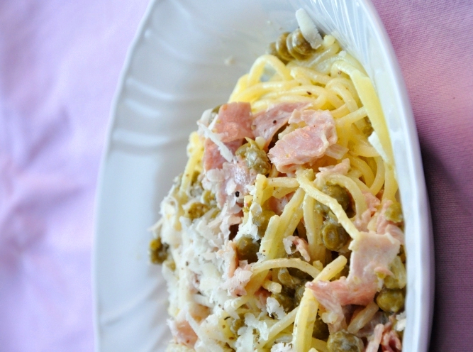 Pasta al prosciutto e piselli