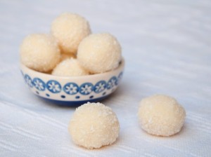 tartufi-al-cocco-e-mandorle (5)