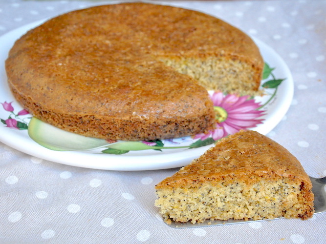 Torta al limone con i semi di papavero