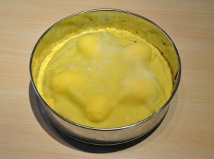 Preparazione torta pasqualina