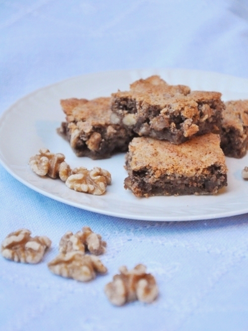 Torta alle noci e cioccolato